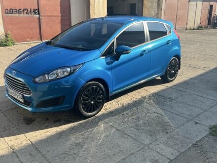 Синий Форд Фиеста, объемом двигателя 1 л и пробегом 150 тыс. км за 5600 $, фото 1 на Automoto.ua
