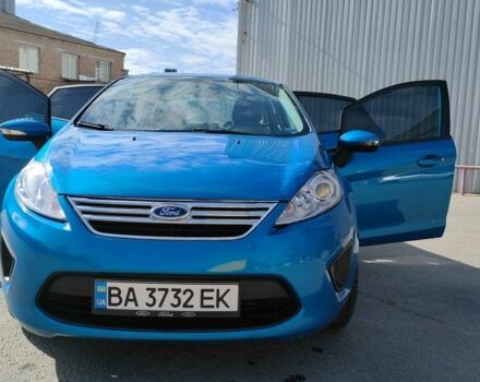 Синий Форд Фиеста, объемом двигателя 1.6 л и пробегом 220 тыс. км за 6300 $, фото 1 на Automoto.ua