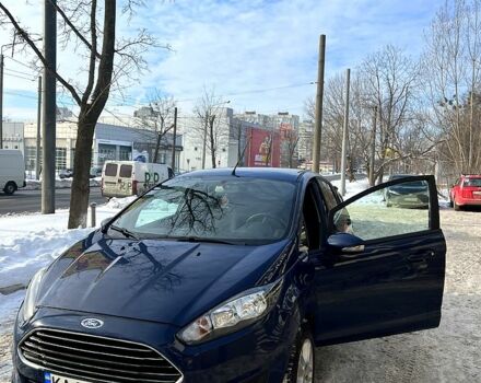 Синий Форд Фиеста, объемом двигателя 1 л и пробегом 205 тыс. км за 6000 $, фото 1 на Automoto.ua