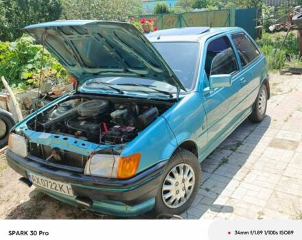 Зеленый Форд Фиеста, объемом двигателя 1.1 л и пробегом 1 тыс. км за 950 $, фото 2 на Automoto.ua