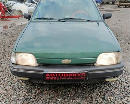 Зеленый Форд Фиеста, объемом двигателя 1.3 л и пробегом 300 тыс. км за 850 $, фото 2 на Automoto.ua