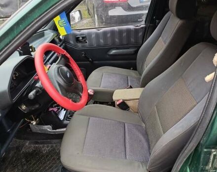 Зеленый Форд Фиеста, объемом двигателя 1.3 л и пробегом 300 тыс. км за 850 $, фото 4 на Automoto.ua