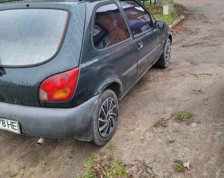 Зелений Форд Фієста, об'ємом двигуна 1.24 л та пробігом 100 тис. км за 600 $, фото 4 на Automoto.ua