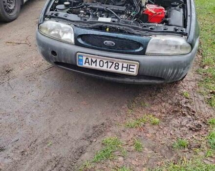 Зелений Форд Фієста, об'ємом двигуна 1.24 л та пробігом 100 тис. км за 600 $, фото 2 на Automoto.ua