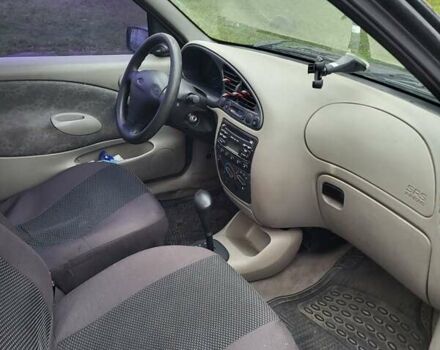 Зеленый Форд Фиеста, объемом двигателя 1.24 л и пробегом 98 тыс. км за 1100 $, фото 2 на Automoto.ua