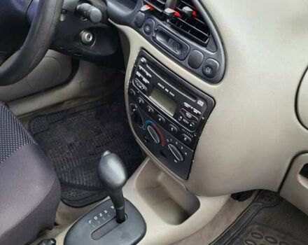 Зелений Форд Фієста, об'ємом двигуна 1.24 л та пробігом 100 тис. км за 600 $, фото 9 на Automoto.ua