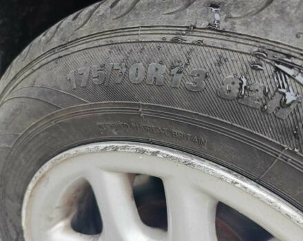 Зелений Форд Фієста, об'ємом двигуна 1.2 л та пробігом 491 тис. км за 2000 $, фото 6 на Automoto.ua