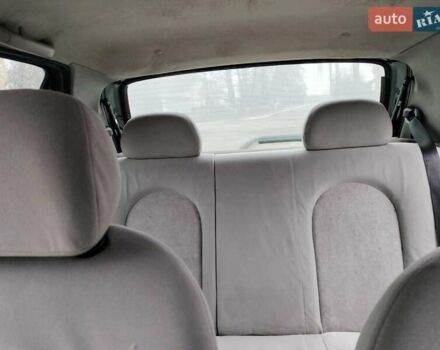 Зелений Форд Фієста, об'ємом двигуна 1.24 л та пробігом 491 тис. км за 2000 $, фото 10 на Automoto.ua