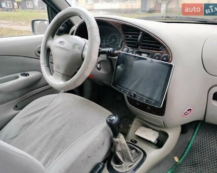 Зелений Форд Фієста, об'ємом двигуна 1.24 л та пробігом 491 тис. км за 2000 $, фото 6 на Automoto.ua