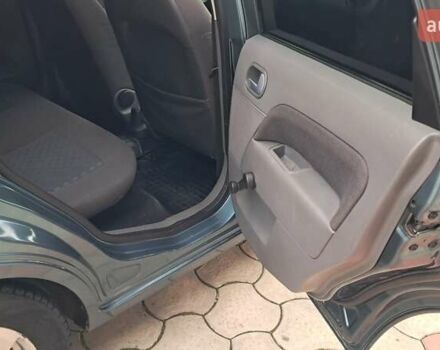 Зелений Форд Фієста, об'ємом двигуна 1.39 л та пробігом 234 тис. км за 3500 $, фото 19 на Automoto.ua