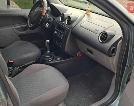 Зелений Форд Фієста, об'ємом двигуна 1.39 л та пробігом 234 тис. км за 3500 $, фото 16 на Automoto.ua