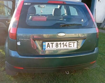 Зеленый Форд Фиеста, объемом двигателя 1.39 л и пробегом 221 тыс. км за 3300 $, фото 4 на Automoto.ua