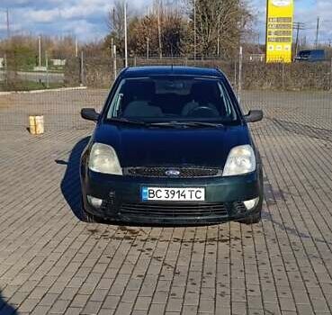 Зелений Форд Фієста, об'ємом двигуна 1.4 л та пробігом 266 тис. км за 2900 $, фото 2 на Automoto.ua