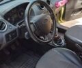 Зелений Форд Фієста, об'ємом двигуна 1.24 л та пробігом 199 тис. км за 3250 $, фото 4 на Automoto.ua