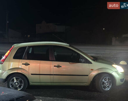 Зеленый Форд Фиеста, объемом двигателя 1.3 л и пробегом 170 тыс. км за 3250 $, фото 28 на Automoto.ua