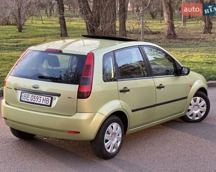 Зеленый Форд Фиеста, объемом двигателя 1.4 л и пробегом 211 тыс. км за 4850 $, фото 6 на Automoto.ua