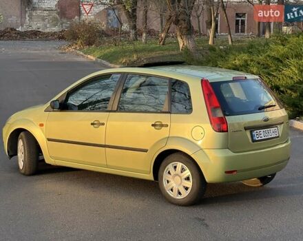 Зеленый Форд Фиеста, объемом двигателя 1.4 л и пробегом 211 тыс. км за 4850 $, фото 2 на Automoto.ua