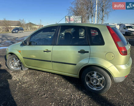 Зеленый Форд Фиеста, объемом двигателя 1.3 л и пробегом 170 тыс. км за 3250 $, фото 42 на Automoto.ua