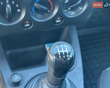 Зеленый Форд Фиеста, объемом двигателя 1.3 л и пробегом 170 тыс. км за 3250 $, фото 18 на Automoto.ua