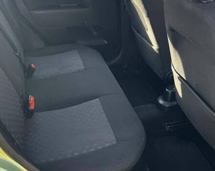 Зеленый Форд Фиеста, объемом двигателя 1.4 л и пробегом 212 тыс. км за 4000 $, фото 7 на Automoto.ua