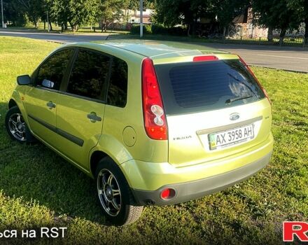 Зеленый Форд Фиеста, объемом двигателя 1.4 л и пробегом 122 тыс. км за 4350 $, фото 3 на Automoto.ua