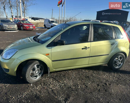 Зеленый Форд Фиеста, объемом двигателя 1.3 л и пробегом 170 тыс. км за 3250 $, фото 45 на Automoto.ua