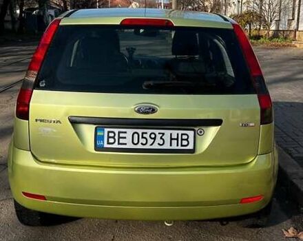 Зеленый Форд Фиеста, объемом двигателя 1.4 л и пробегом 212 тыс. км за 4000 $, фото 1 на Automoto.ua