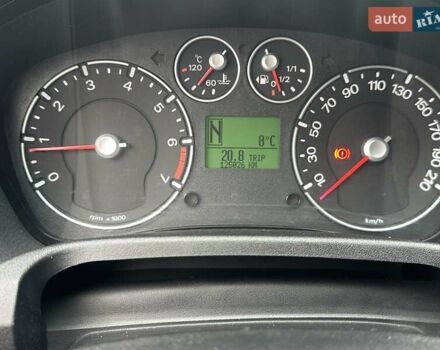 Зеленый Форд Фиеста, объемом двигателя 1.4 л и пробегом 125 тыс. км за 4999 $, фото 10 на Automoto.ua