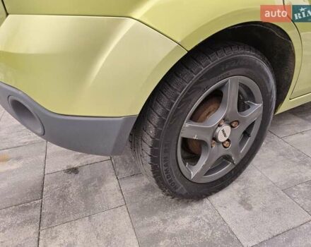 Зеленый Форд Фиеста, объемом двигателя 1.4 л и пробегом 213 тыс. км за 3800 $, фото 47 на Automoto.ua