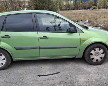 Зелений Форд Фієста, об'ємом двигуна 1.4 л та пробігом 3 тис. км за 3500 $, фото 1 на Automoto.ua