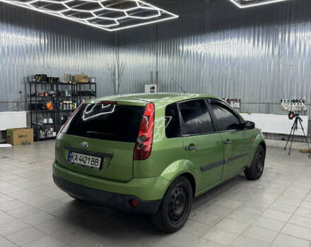 Зелений Форд Фієста, об'ємом двигуна 1.4 л та пробігом 300 тис. км за 2550 $, фото 5 на Automoto.ua
