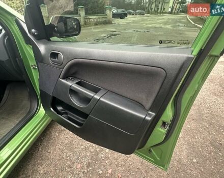 Зеленый Форд Фиеста, объемом двигателя 1.4 л и пробегом 125 тыс. км за 4999 $, фото 25 на Automoto.ua