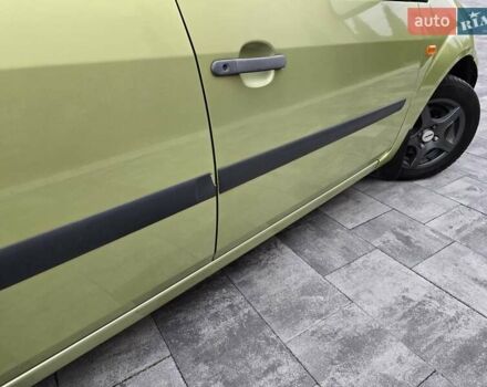 Зеленый Форд Фиеста, объемом двигателя 1.4 л и пробегом 213 тыс. км за 3800 $, фото 48 на Automoto.ua