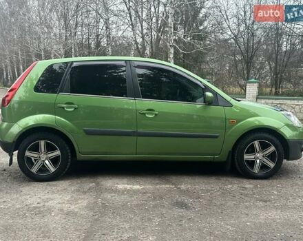 Зеленый Форд Фиеста, объемом двигателя 1.4 л и пробегом 125 тыс. км за 4999 $, фото 47 на Automoto.ua