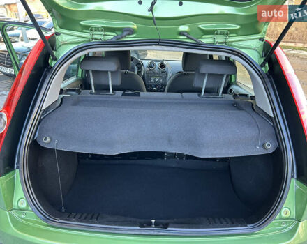 Зелений Форд Фієста, об'ємом двигуна 1.3 л та пробігом 174 тис. км за 3850 $, фото 44 на Automoto.ua