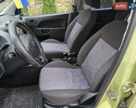 Зеленый Форд Фиеста, объемом двигателя 1.4 л и пробегом 213 тыс. км за 3800 $, фото 10 на Automoto.ua