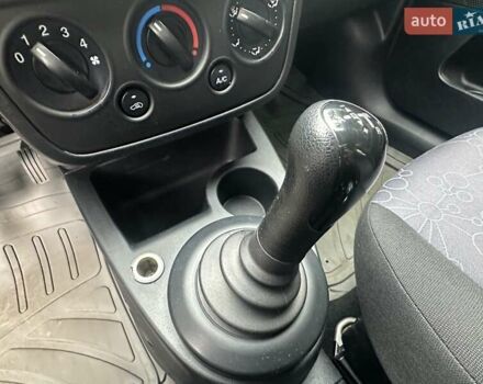 Зеленый Форд Фиеста, объемом двигателя 1.4 л и пробегом 125 тыс. км за 4999 $, фото 33 на Automoto.ua