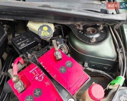 Зелений Форд Фієста, об'ємом двигуна 1.4 л та пробігом 165 тис. км за 4200 $, фото 21 на Automoto.ua