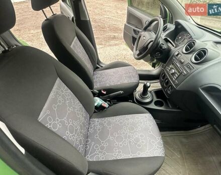 Зеленый Форд Фиеста, объемом двигателя 1.4 л и пробегом 125 тыс. км за 4999 $, фото 18 на Automoto.ua