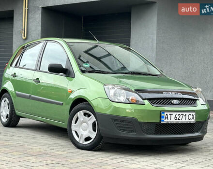 Зелений Форд Фієста, об'ємом двигуна 1.3 л та пробігом 174 тис. км за 3850 $, фото 9 на Automoto.ua