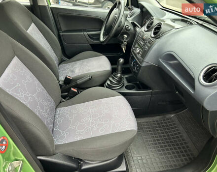 Зелений Форд Фієста, об'ємом двигуна 1.3 л та пробігом 174 тис. км за 3850 $, фото 34 на Automoto.ua