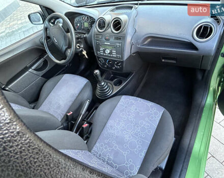 Зелений Форд Фієста, об'ємом двигуна 1.3 л та пробігом 174 тис. км за 3850 $, фото 61 на Automoto.ua