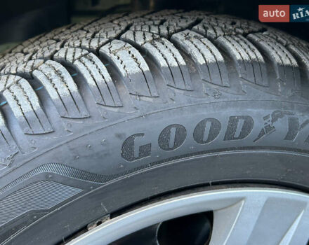 Зелений Форд Фієста, об'ємом двигуна 1.3 л та пробігом 174 тис. км за 3850 $, фото 68 на Automoto.ua