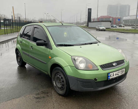 Зелений Форд Фієста, об'ємом двигуна 1.39 л та пробігом 300 тис. км за 2600 $, фото 1 на Automoto.ua