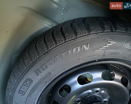 Зелений Форд Фієста, об'ємом двигуна 1.3 л та пробігом 174 тис. км за 3850 $, фото 51 на Automoto.ua