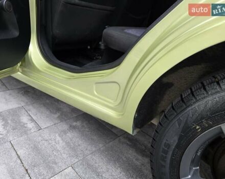 Зеленый Форд Фиеста, объемом двигателя 1.4 л и пробегом 213 тыс. км за 3800 $, фото 32 на Automoto.ua