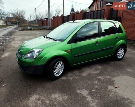 Зелений Форд Фієста, об'ємом двигуна 1.4 л та пробігом 165 тис. км за 4200 $, фото 2 на Automoto.ua