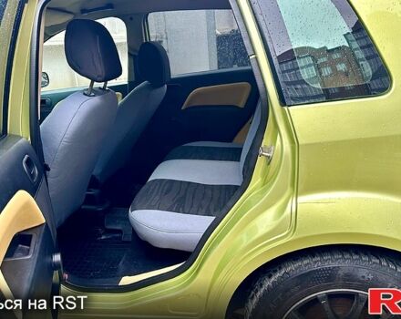 Зеленый Форд Фиеста, объемом двигателя 1.4 л и пробегом 193 тыс. км за 5000 $, фото 13 на Automoto.ua