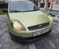 Зеленый Форд Фиеста, объемом двигателя 1.4 л и пробегом 213 тыс. км за 3800 $, фото 1 на Automoto.ua