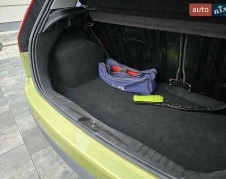 Зеленый Форд Фиеста, объемом двигателя 1.4 л и пробегом 213 тыс. км за 3800 $, фото 26 на Automoto.ua